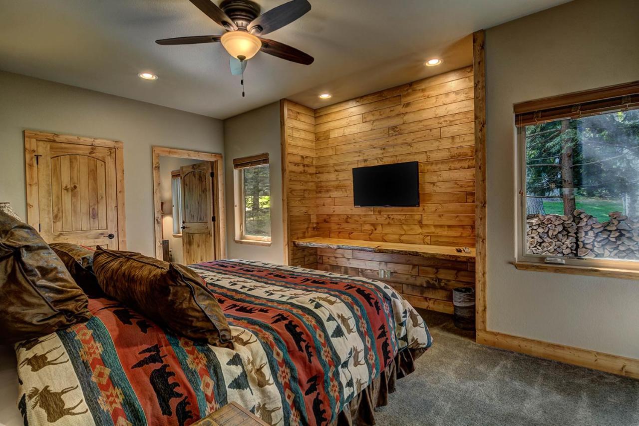 Whispering Pines Lodge: 9 Bedroom إيغل ريفير المظهر الخارجي الصورة