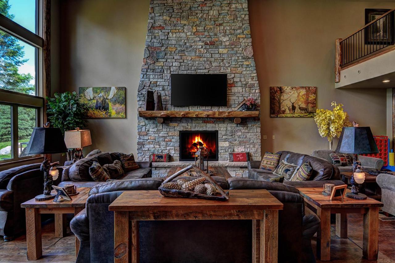 Whispering Pines Lodge: 9 Bedroom إيغل ريفير المظهر الخارجي الصورة