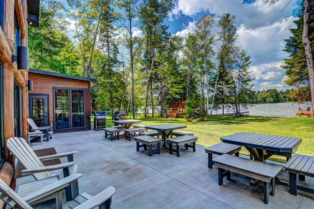 Whispering Pines Lodge: 9 Bedroom إيغل ريفير المظهر الخارجي الصورة