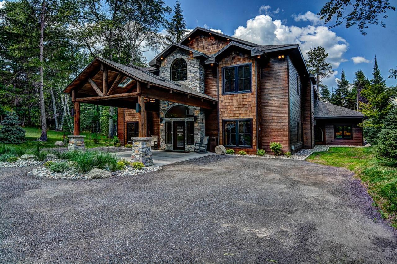 Whispering Pines Lodge: 9 Bedroom إيغل ريفير المظهر الخارجي الصورة